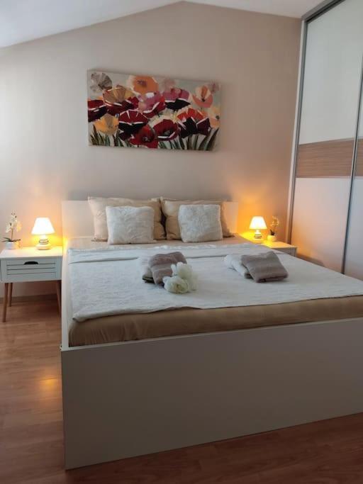 Bird View Apartment Carlissima Трогир Экстерьер фото