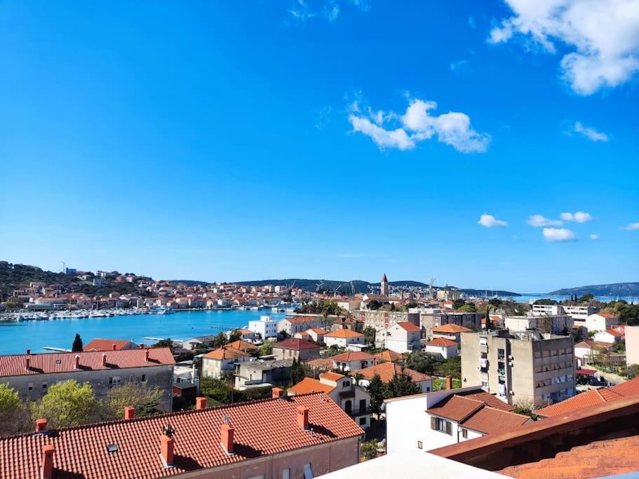 Bird View Apartment Carlissima Трогир Экстерьер фото